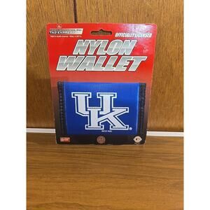 NCAA KENTUCKY WILDCATS NYLON TRIFOLD WALLET